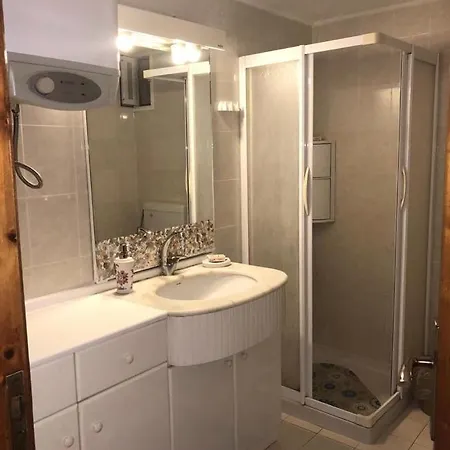 Cozy Flat In The Heart Of Сasa de vacaciones *